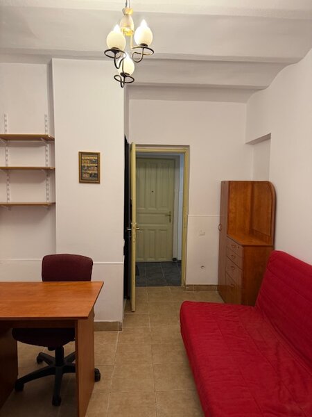 Alexandru Ion Cuza Disescu, ap 3 cam in vila/P+1+M,